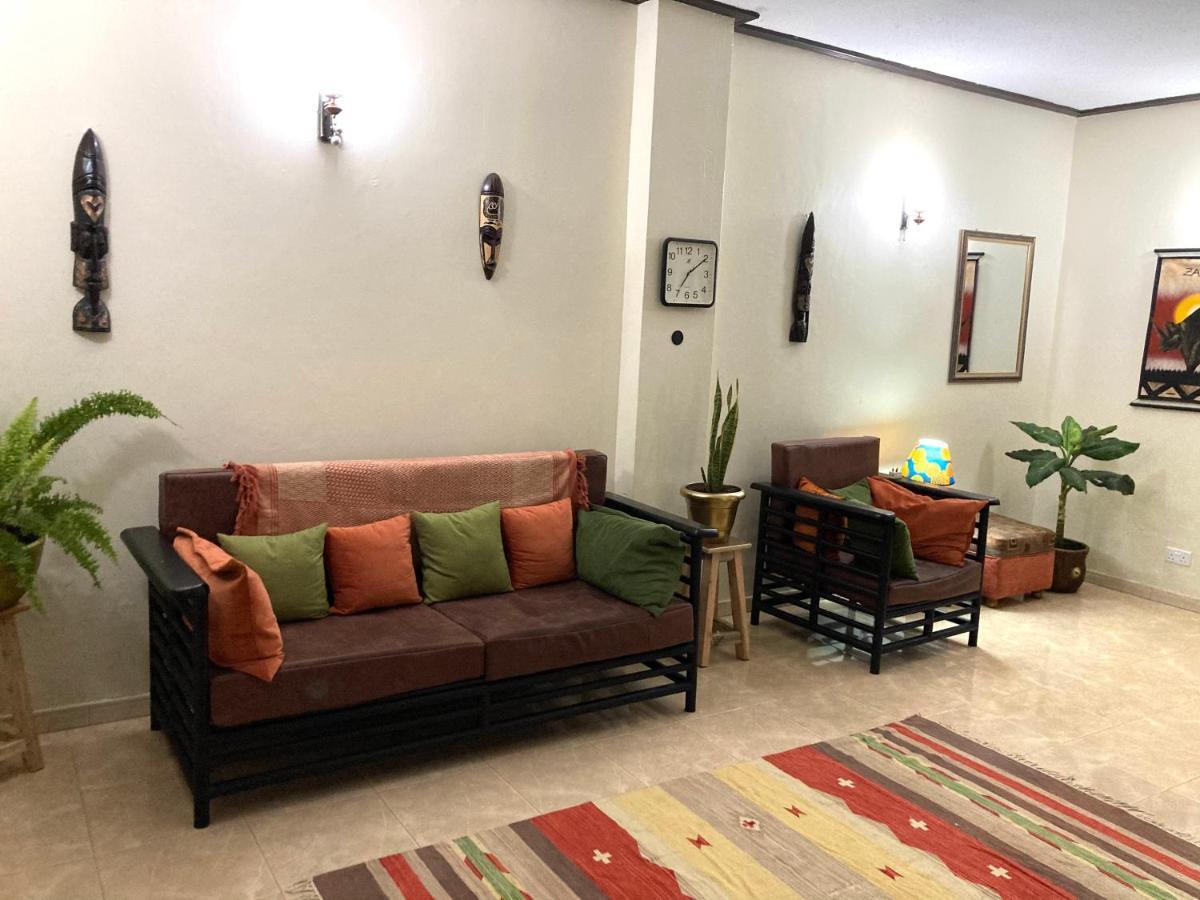 Okra House Hotel Entebbe Ngoại thất bức ảnh