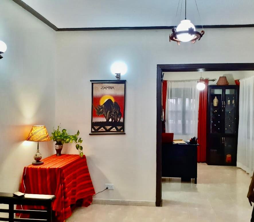 Okra House Hotel Entebbe Ngoại thất bức ảnh